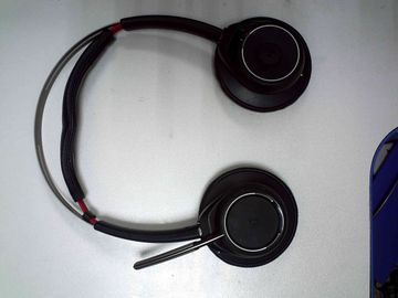 Б/в Навушники Plantronics voyager b825 01-200902938