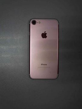 Б/в Мобільний телефон Apple iphone 7 32gb 01-200902934