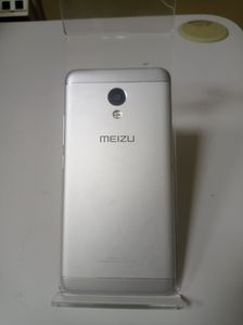 Б/в Мобільний телефон Meizu m3s 16gb 01-200904738