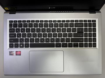 Б/в Ноутбук Acer 16/ryzen 5 7520u ddr5/16gb ddr4/ssd 500 gb/*інтегрована 01-200905607