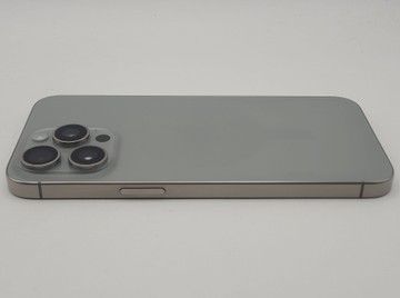 Б/в Мобільний телефон Apple iphone 15 pro max 512gb 01-200896325