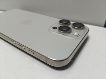Б/в Мобільний телефон Apple iphone 16 pro max 256gb esim 01-200944200