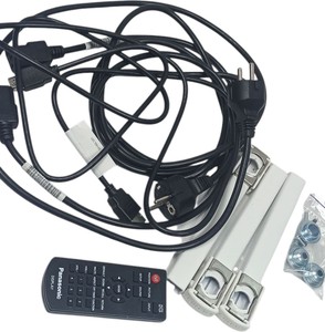 Б/у Проектор Panasonic pt-vz580 01-200891084