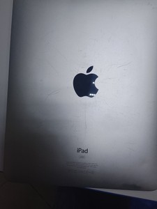 Б/в Планшет Apple a1219 01-200956835