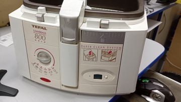 Б/в Фритюрниця Tefal universal 800 01-200965732