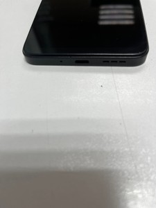 Б/в Мобільний телефон Poco c65 8/256gb 01-200983277