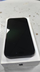 Б/в Мобільний телефон Apple iphone 15 pro 128gb 01-200810434