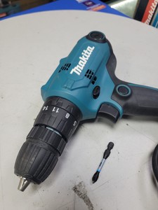 Б/в Шурупокрут Makita hp0300 01-200963657