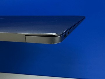 Б/в Ноутбук Apple macbook air /13.3"/ core i5 1.6ghz/ram 16gb /ssd 256gb/ intel uhd grafics 617 01-201074821