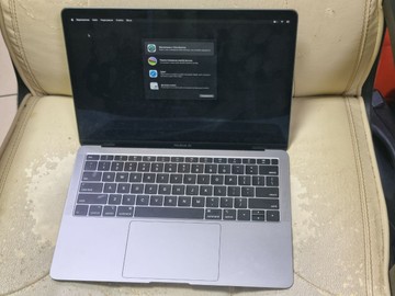Б/у Ноутбук Apple macbook air a1932/13.3"/ core i5 1.6ghz/ram 8gb/ssd 128b/intel uhd grafics 617 01-201086620