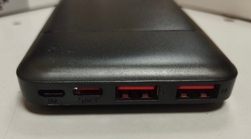 Б/в Повербанк Rivacase va2101 10000mah / 132653 01-201110858