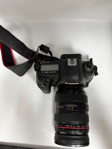 Б/в Фотоапарат Canon eos 5d mark iv 24-70mm f/2.8l ef usm 01-201054250