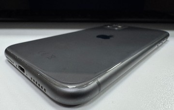 Б/в Мобільний телефон Apple iphone 11 64gb 01-201150523