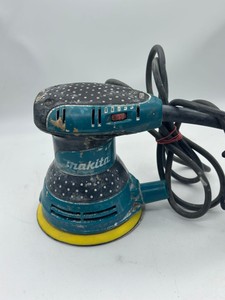 Б/в Шліфмашина вібро Makita bo5031 01-200972388