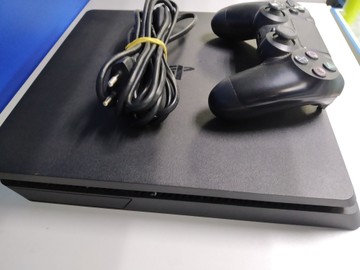 Б/в Ігрова приставка Sony playstation 4 slim 500gb 01-201166678