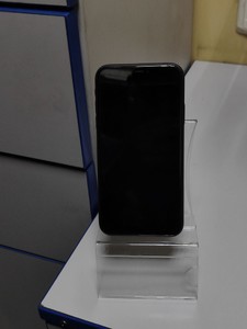 Б/в Мобільний телефон Apple iphone 11 64gb 01-201171976