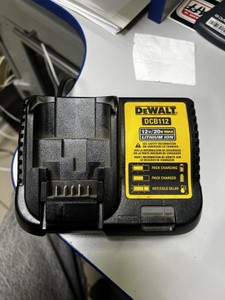 Б/в Набір інструментів Dewalt dck2061d2t 01-201177477