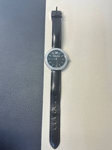 01-19220081: Swarovski daytime black watch
