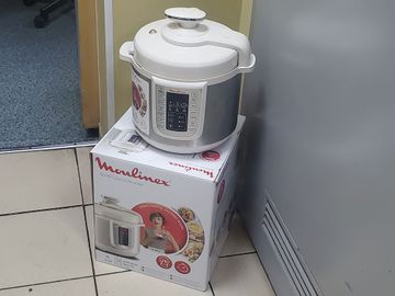 01-200609371: Moulinex soleil ce505a10