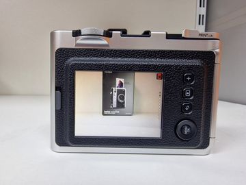 01-200630289: Fujifilm instax mini evo