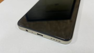 01-200604280: Realme c53 6/128gb