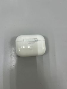 01-200766985: Apple airpods pro 2nd generation with magsafe charging case usb-c
