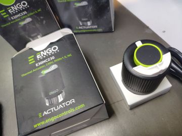 Б/в Термопривід Engo e30nc230 01-200770906
