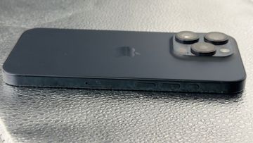 01-200788068: Apple iphone 15 pro 128gb