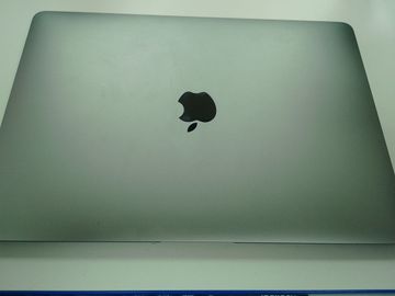 01-200796647: Apple MacBook Air 13`` Late 2020
