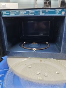 Б/в Мікрохвильова піч Samsung ms23f302tak 01-200812781