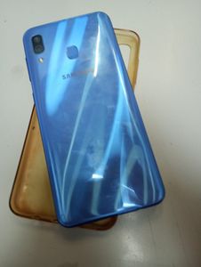 Б/в Мобільний телефон Samsung galaxy a30 2019 4/64gb 01-200815530
