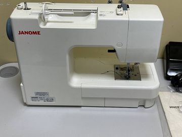 Б/у Швейная машина Janome sewist 525s 01-200815794