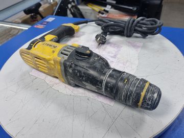 Б/в Перфоратор Dewalt d25144k 01-200817760