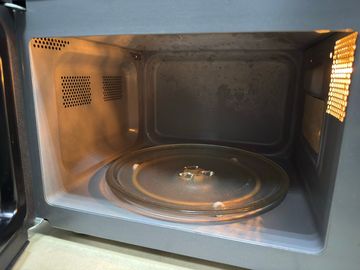 Б/в Мікрохвильова піч Vilgrand vmw-7206d 01-200836291