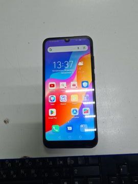 Б/в Мобільний телефон Honor 8a 2/32gb 01-200853991
