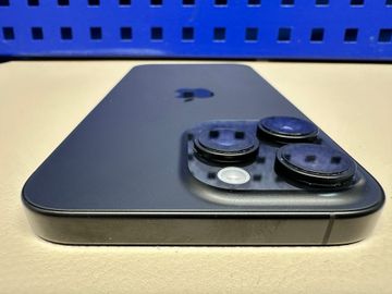 Б/в Мобільний телефон Apple iphone 16 pro max 256gb 01-200862582