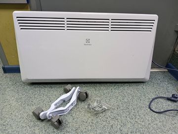 Б/в Обігрівач Electrolux ech/ecn-2000 m 01-200868740