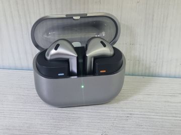 Б/в Навушники Samsung galaxy buds3 01-200880126