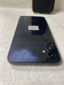 Б/в Мобільний телефон Samsung galaxy a24 sm-a245f 6/128gb 01-200896515