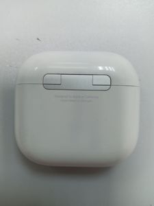 Б/в Навушники Apple airpods 4 with active noise cancellation 01-200908854