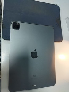 Б/в Планшет Apple a2228 ipad pro 11 2020 wi-fi 256gb 01-200937882