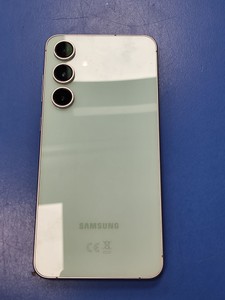 Б/в Мобільний телефон Samsung galaxy s24 fe 8/256gb 01-200953973