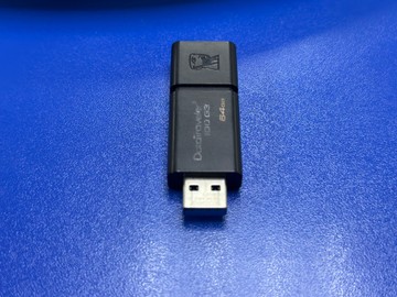 Б/в Флешка Kingstone 64gb 01-200955816