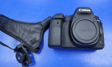 Б/в Фотоапарат Canon eos 6d mark ii body 01-200855945