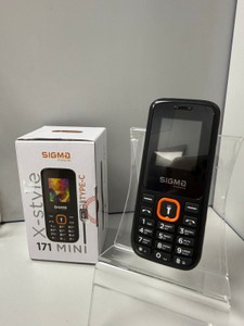 Б/в Мобільний телефон Sigma x-style 171 mini-orange 01-200989516