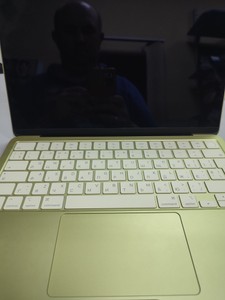 Б/в Ноутбук Apple macbook neo 512gb citrus 01-201001388