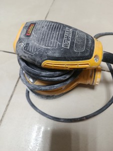 Б/в Шліфмашина вібро Dewalt dwe6423 01-201003908