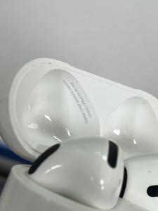 Б/в Навушники Apple airpods 4 01-201019420