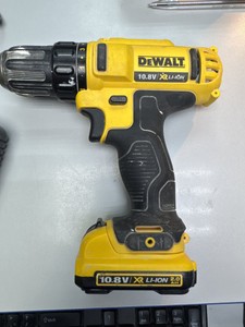Б/в Шурупокрут Dewalt dcd710 2акб 2ah зп 01-201041186