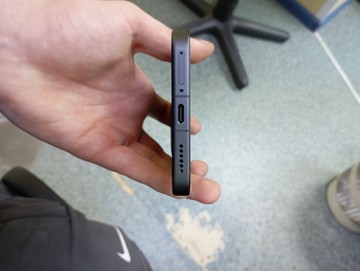 Б/в Мобільний телефон Xiaomi 15t pro 12/256gb 01-201041969